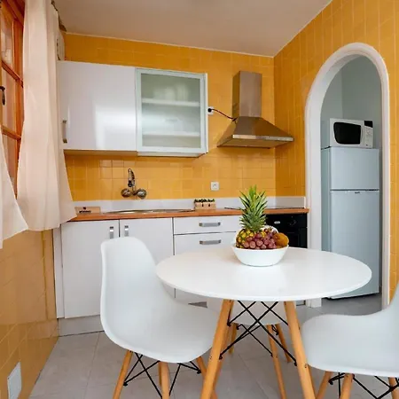 Marta Apartment *